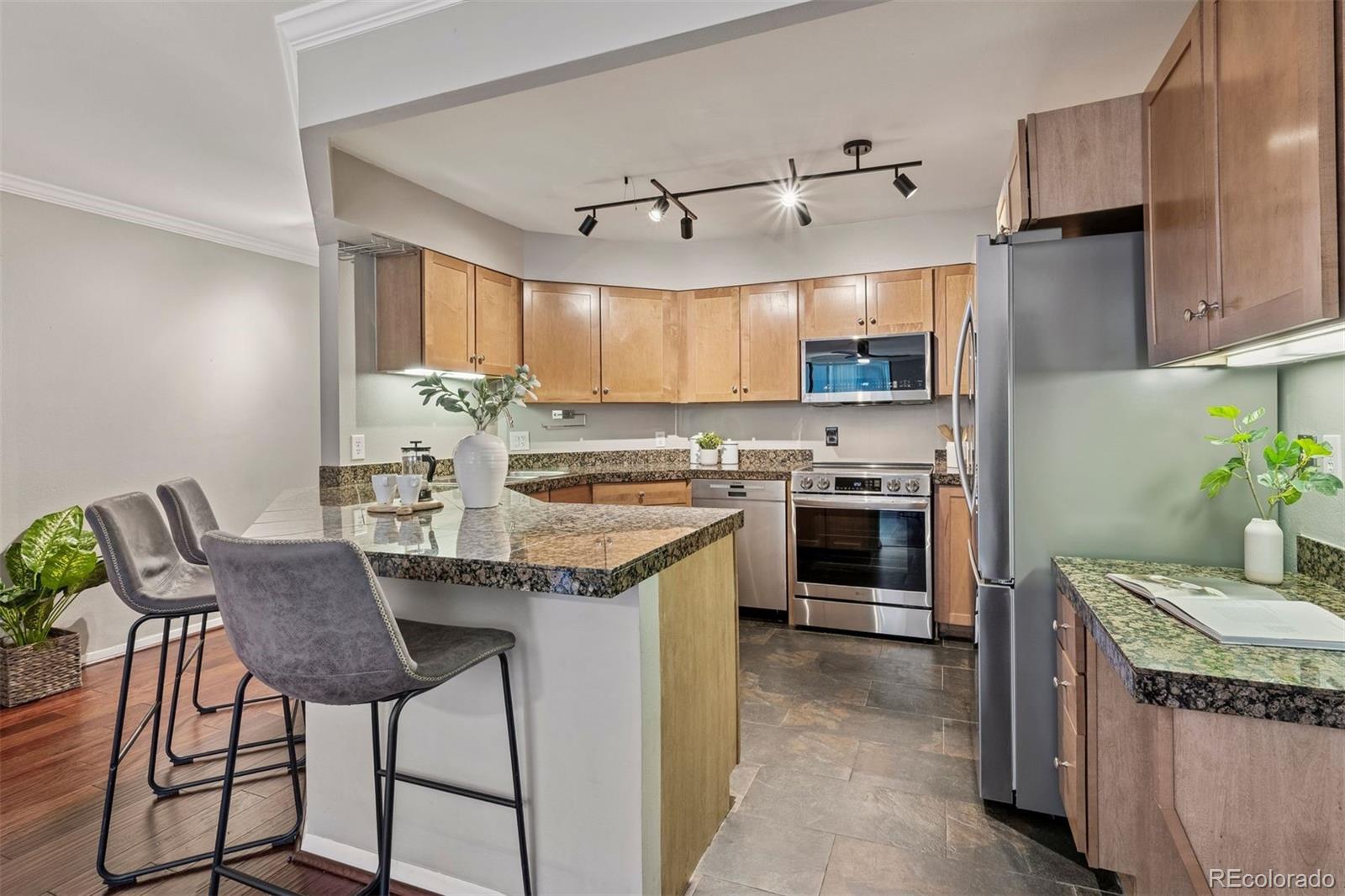 1625 Larimer Street 1208