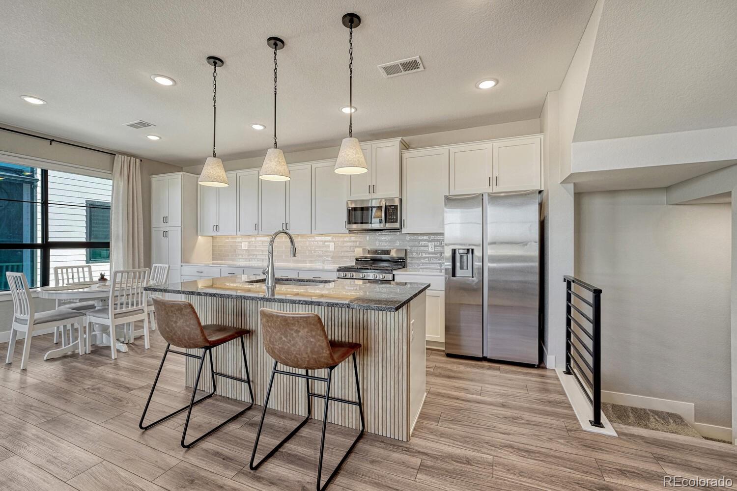 2022 S Holly Street 4