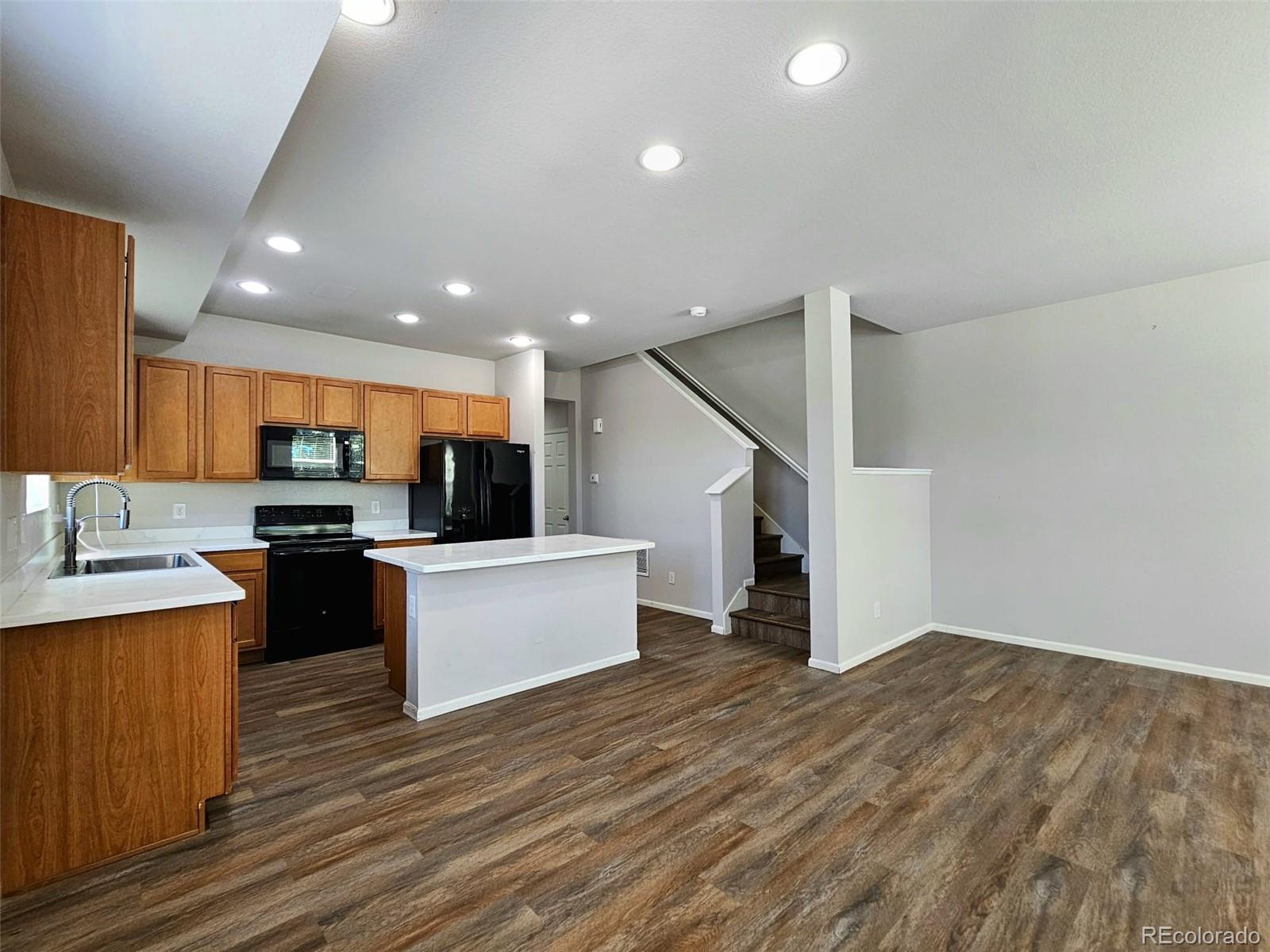 16019 E Elk Drive, Denver, CO, 80239 3 16019 E Elk Drive