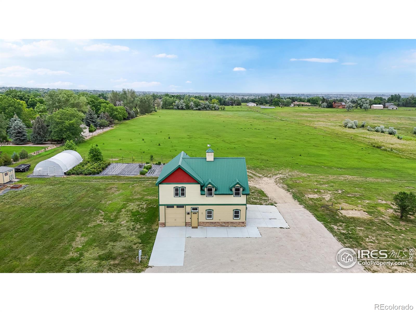 512 E County Road 30