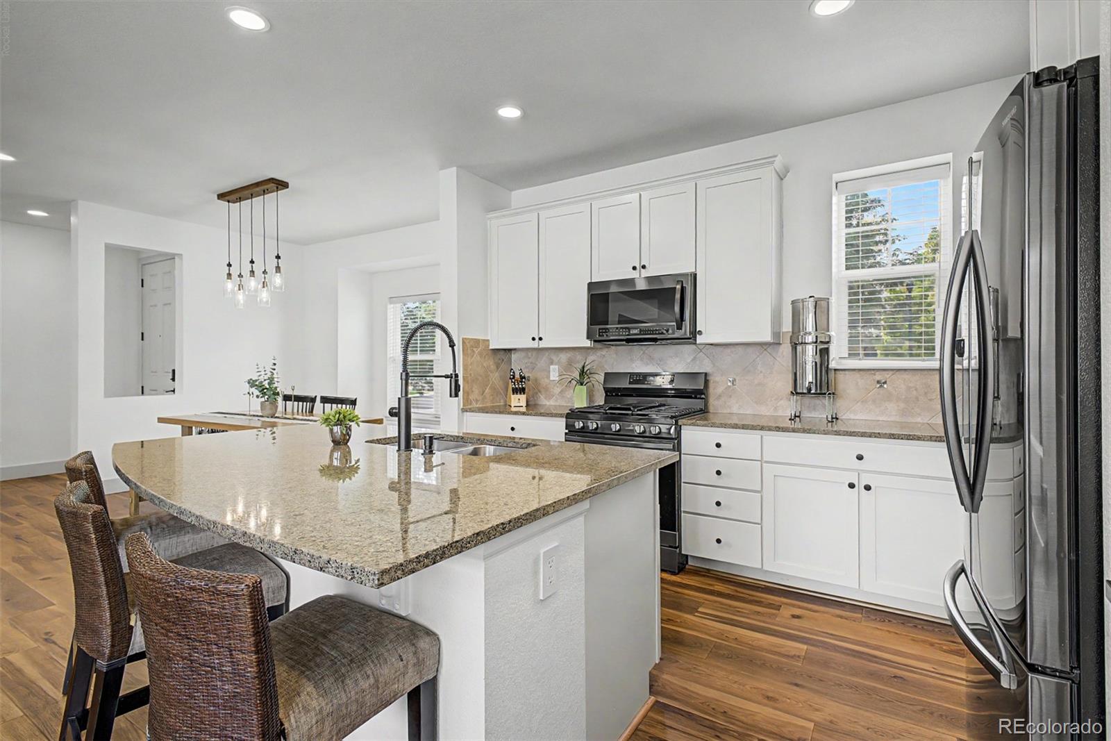 1424 Bluemoon Drive, Longmont, CO, 80504 2 1424 Bluemoon Drive