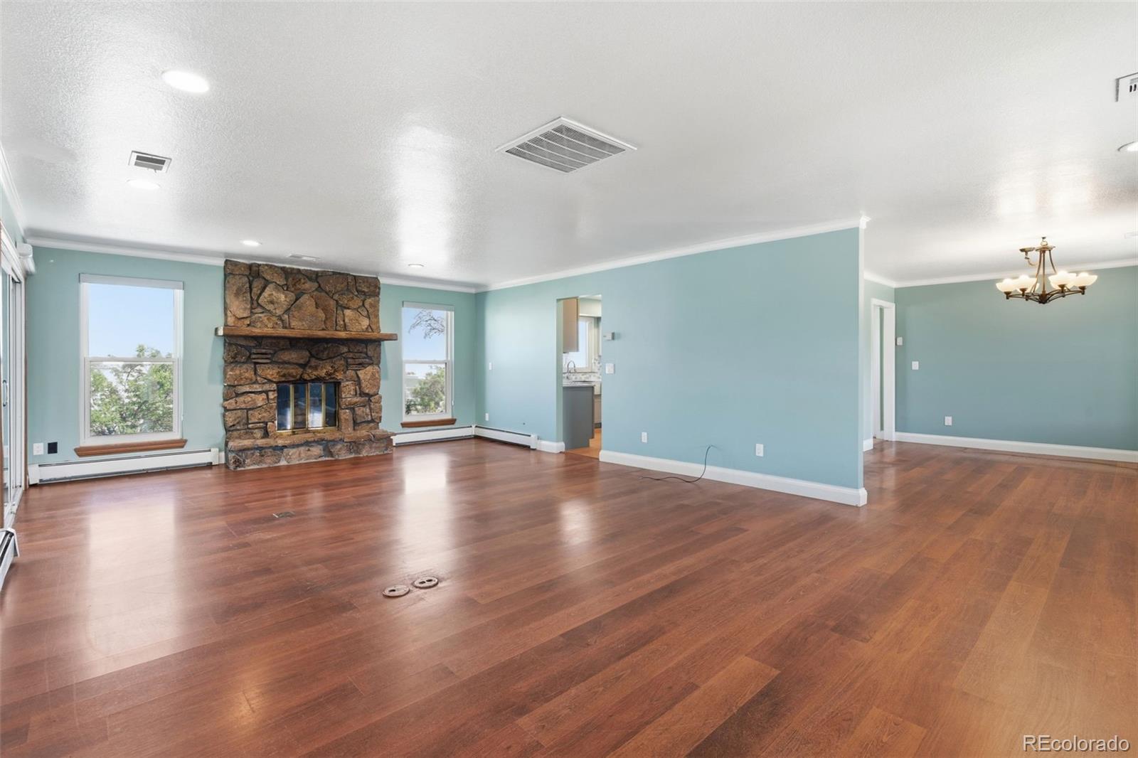 16160 Yosemite Street