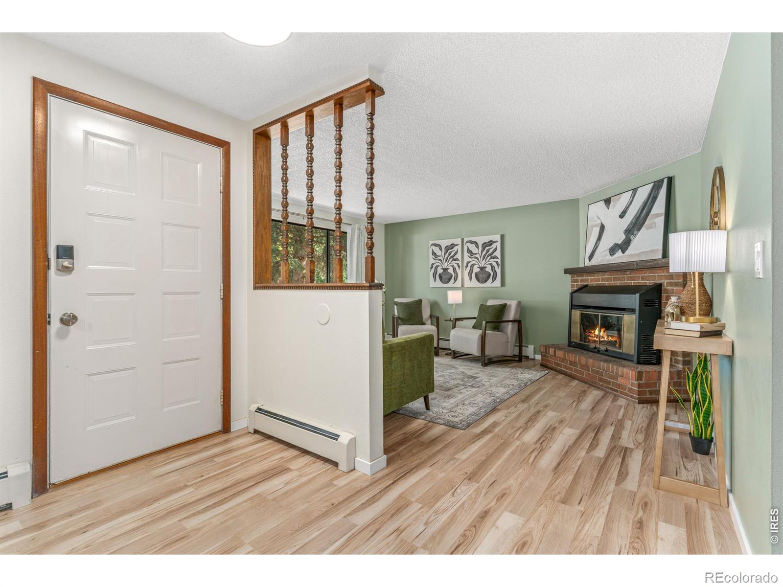 832 18th Street SW