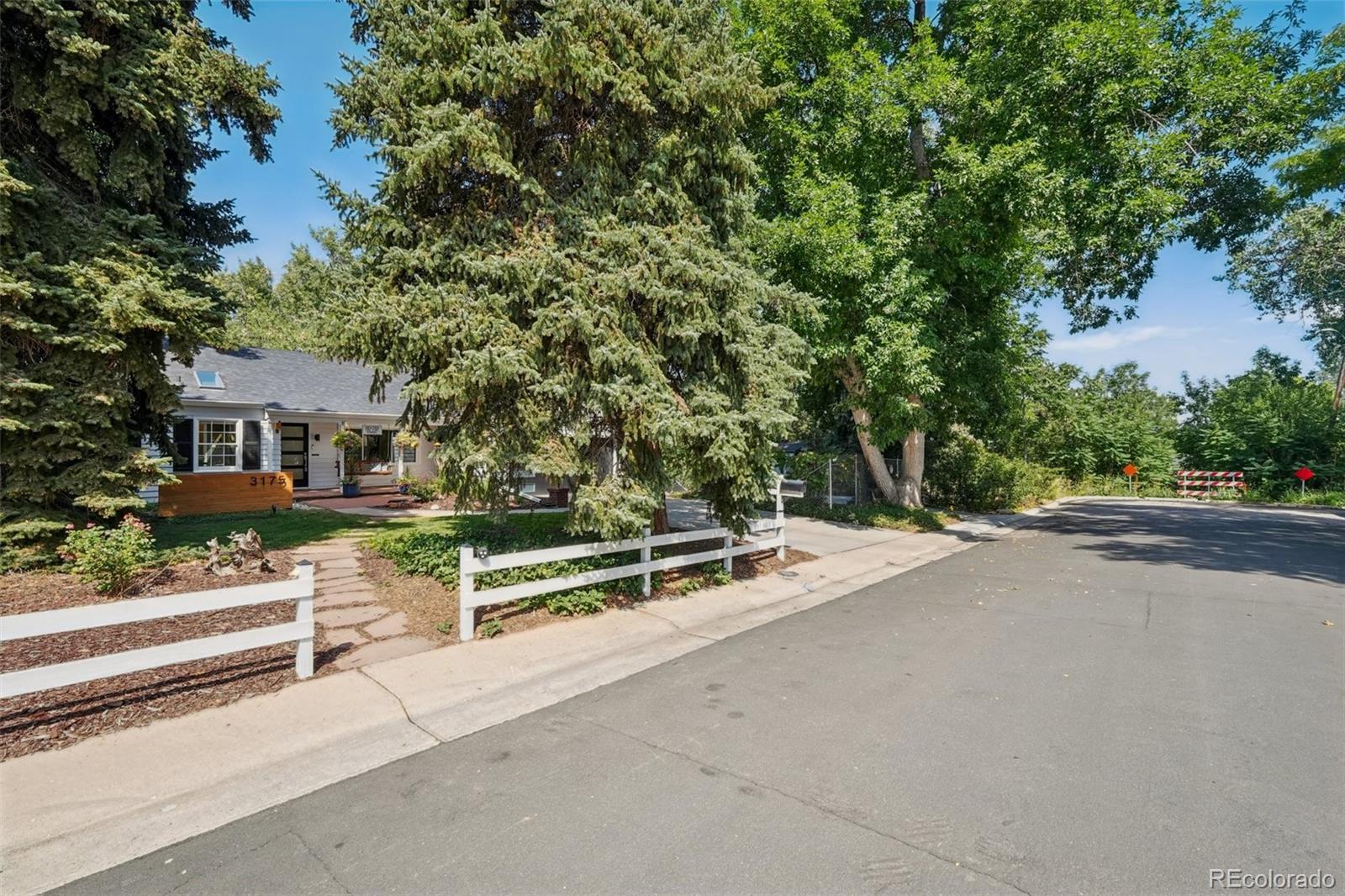 3175 S Dexter Street, Denver, CO, 80222 2 3175 S Dexter Street