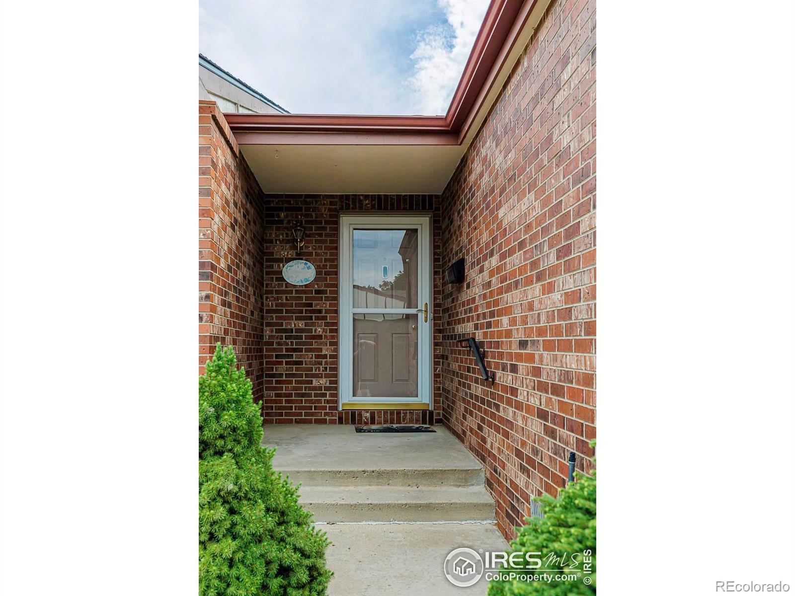 2623 Elmhurst Circle