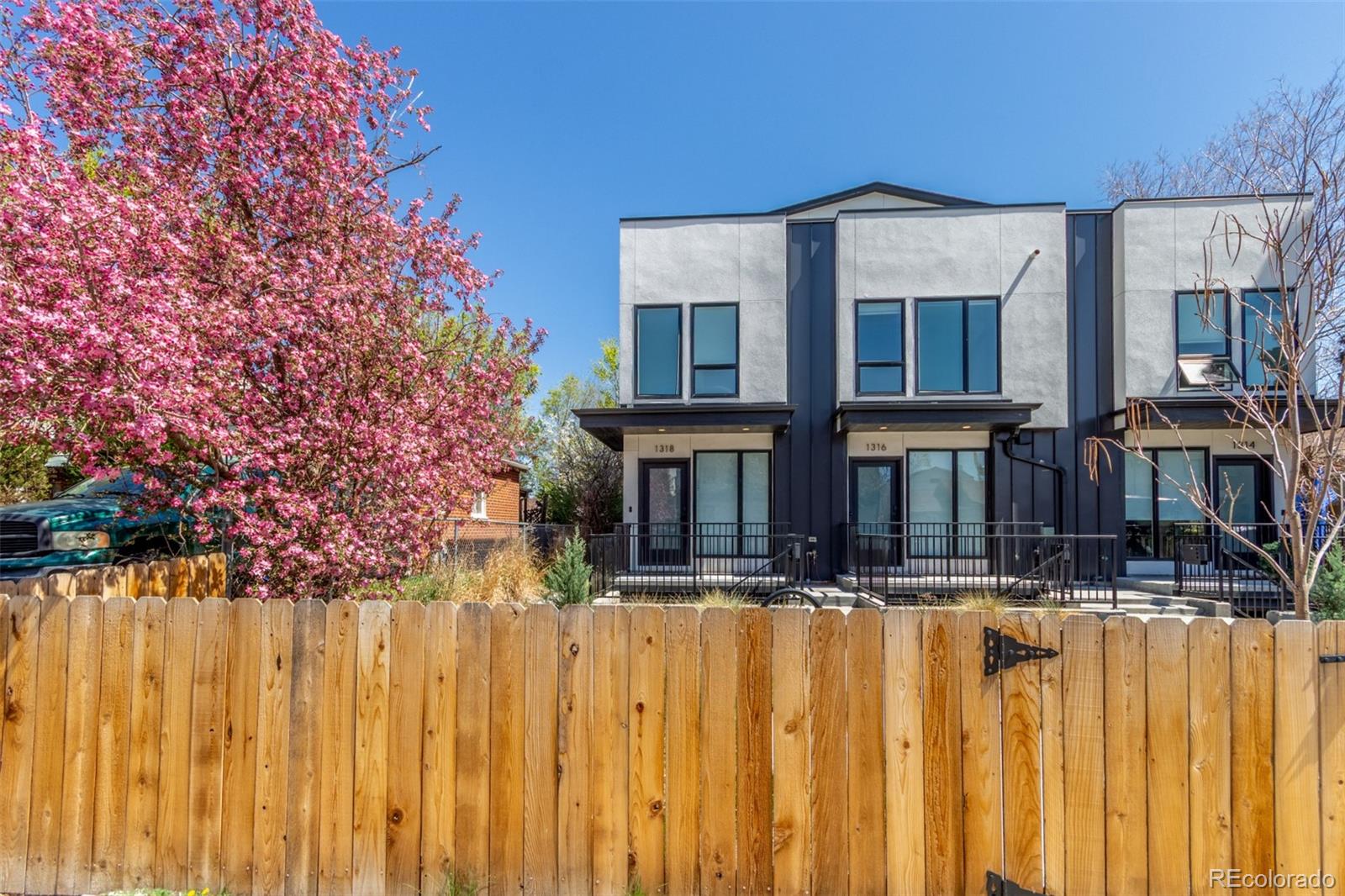 1318 Yates Street
