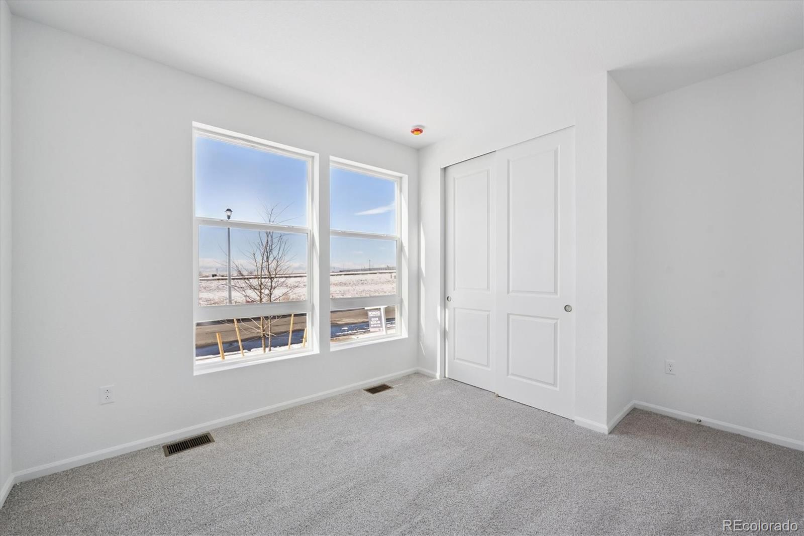 336 Lake Granby Avenue