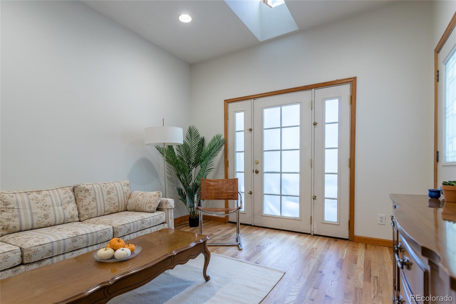 5750 S Bemis Street, Littleton, CO, 80120 4 5750 S Bemis Street