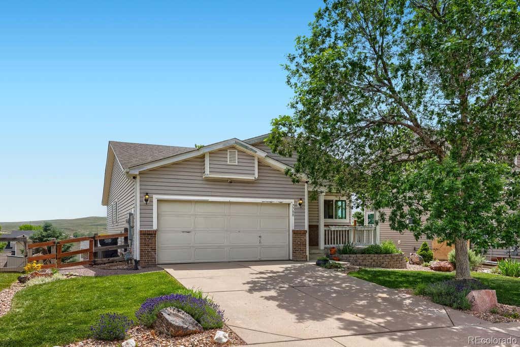 Photo of 7788 Brown Bear Way, Littleton, CO 80125 (MLS # 5886475)