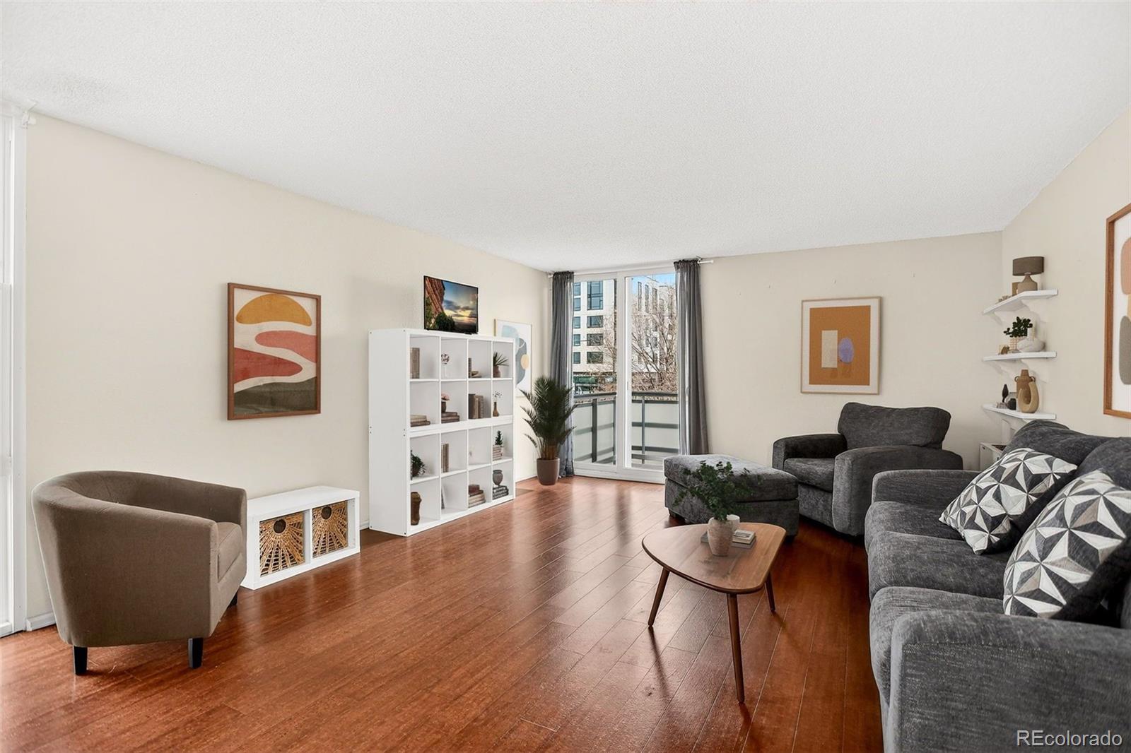 2500 S York Street 401