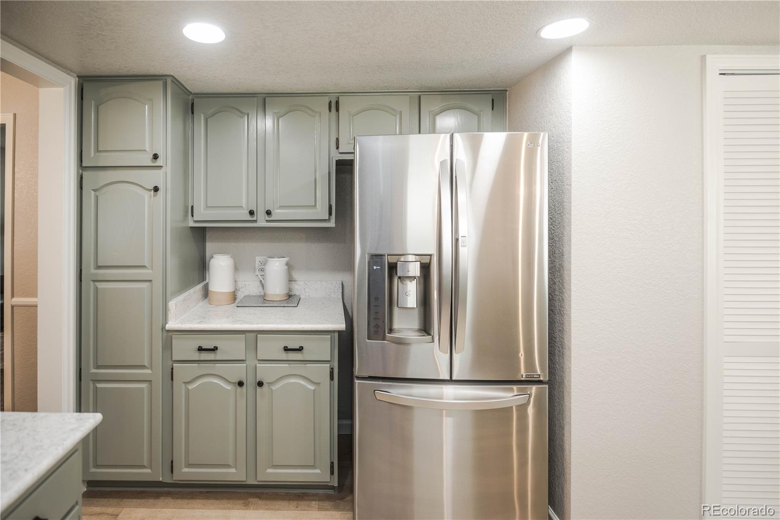 1409 S Moline Street, Aurora, CO, 80012 4 1409 S Moline Street