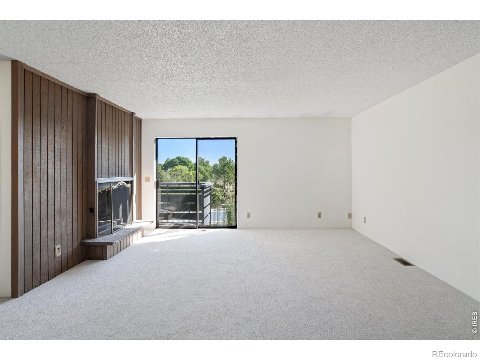 6525 Kalua Road 204C