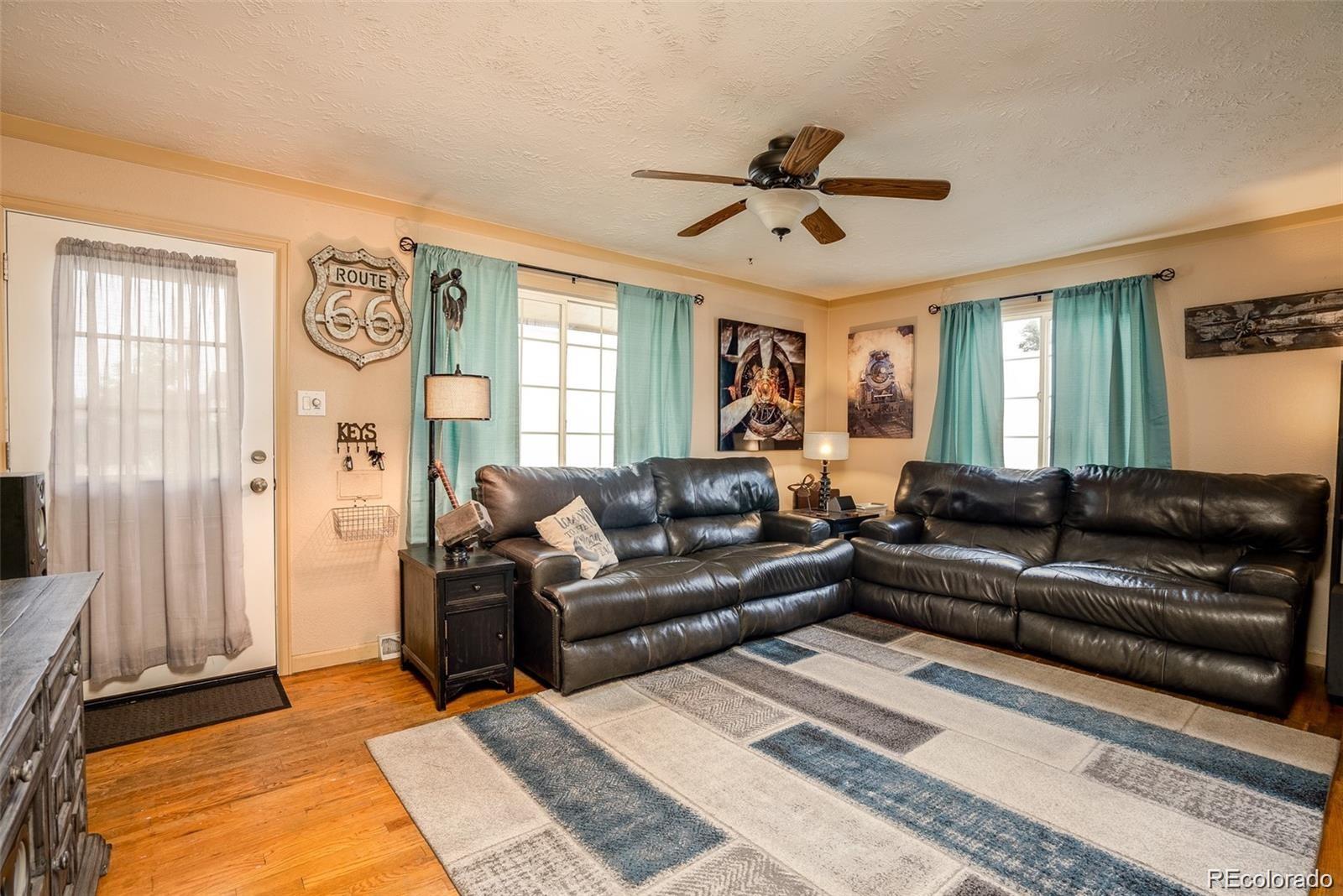 8510 Essex Street, Denver, CO, 80229 4 8510 Essex Street