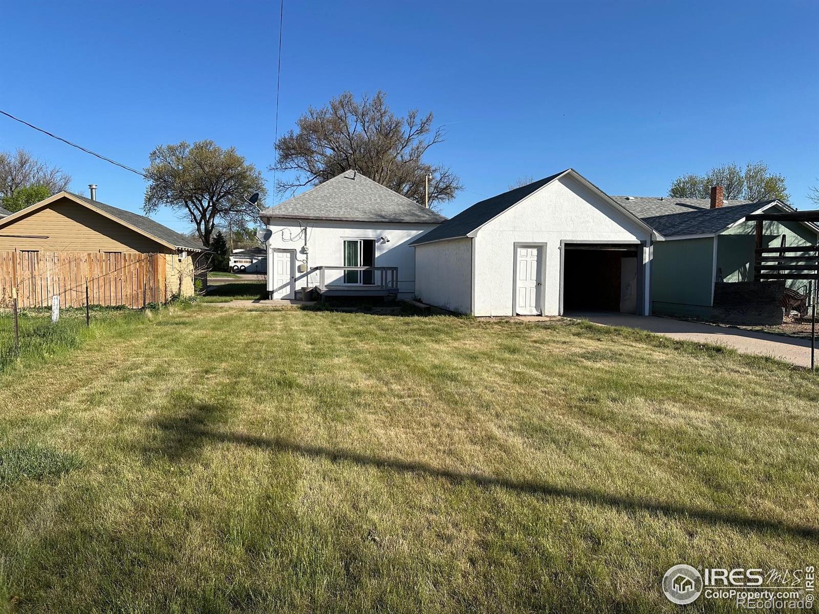 109 E 5th Street