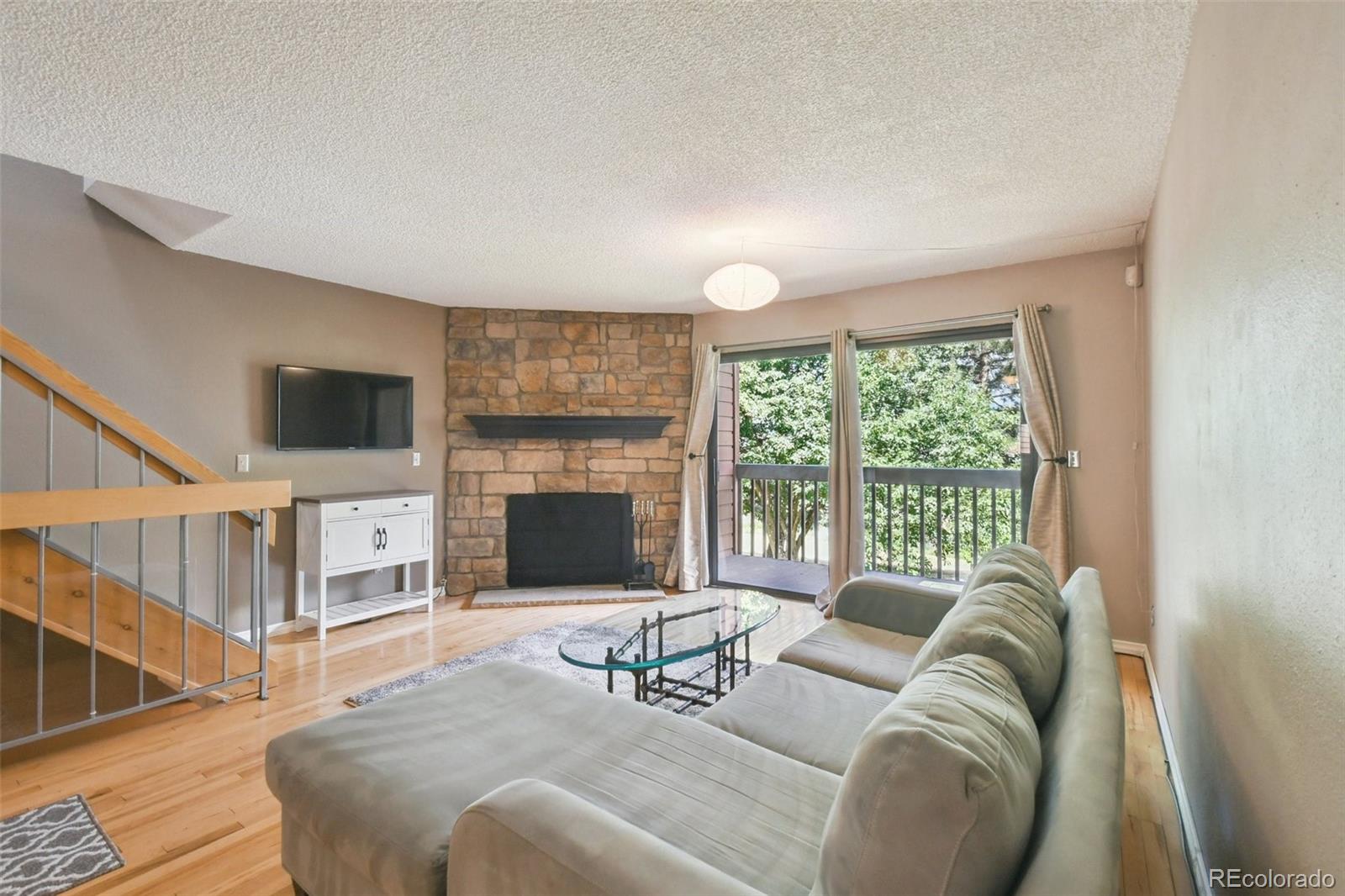 435 Wright Street 35