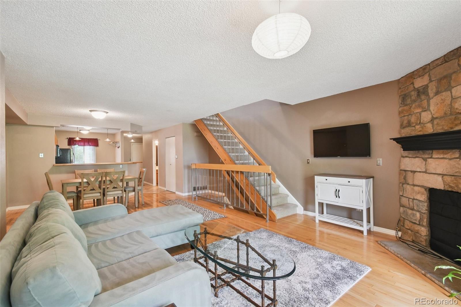 435 Wright Street 35