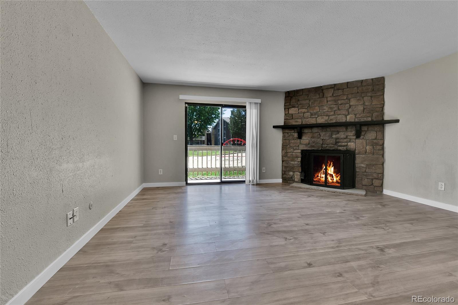 18034 E Ohio Avenue 104