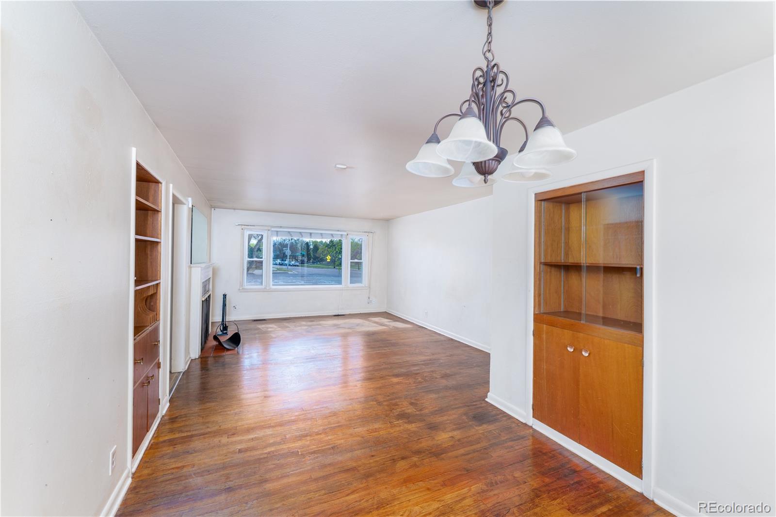 2818 Templeton Gap Road