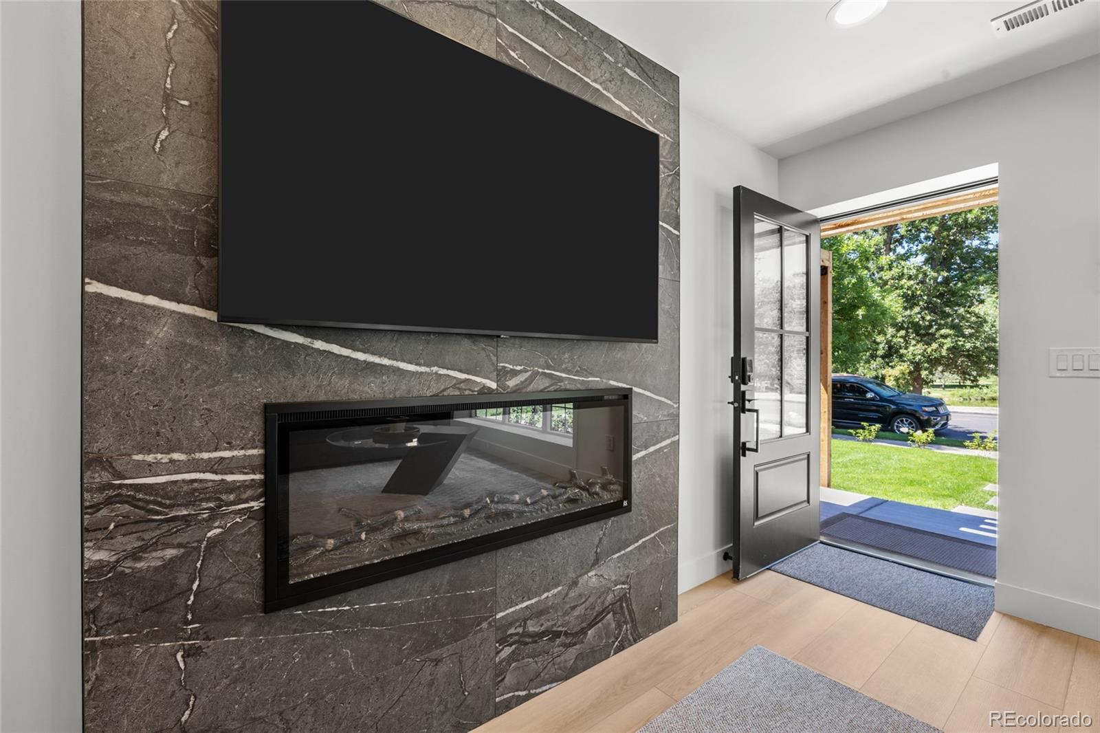 550 S Franklin Street 552