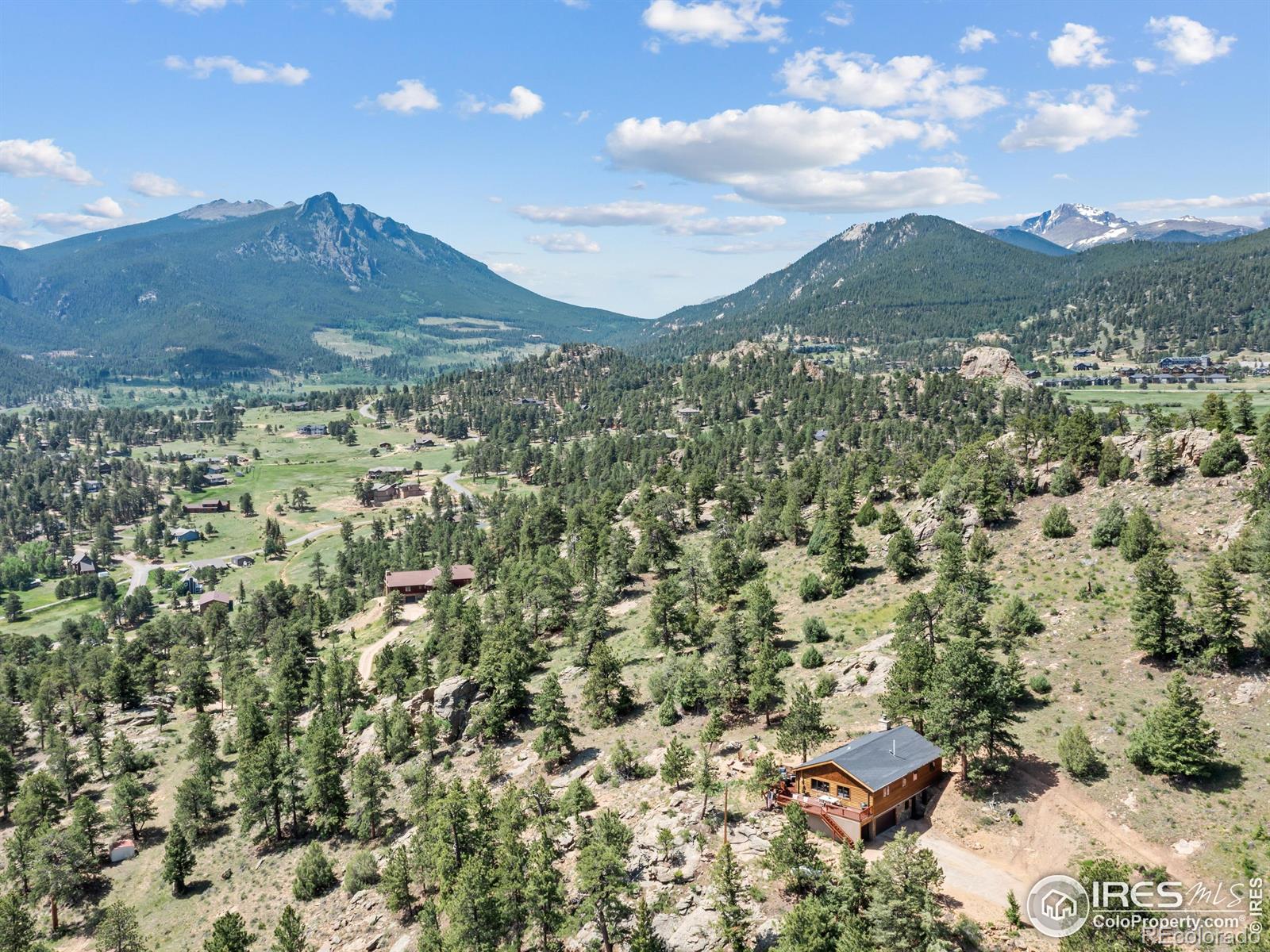 402 Bluebird Lane