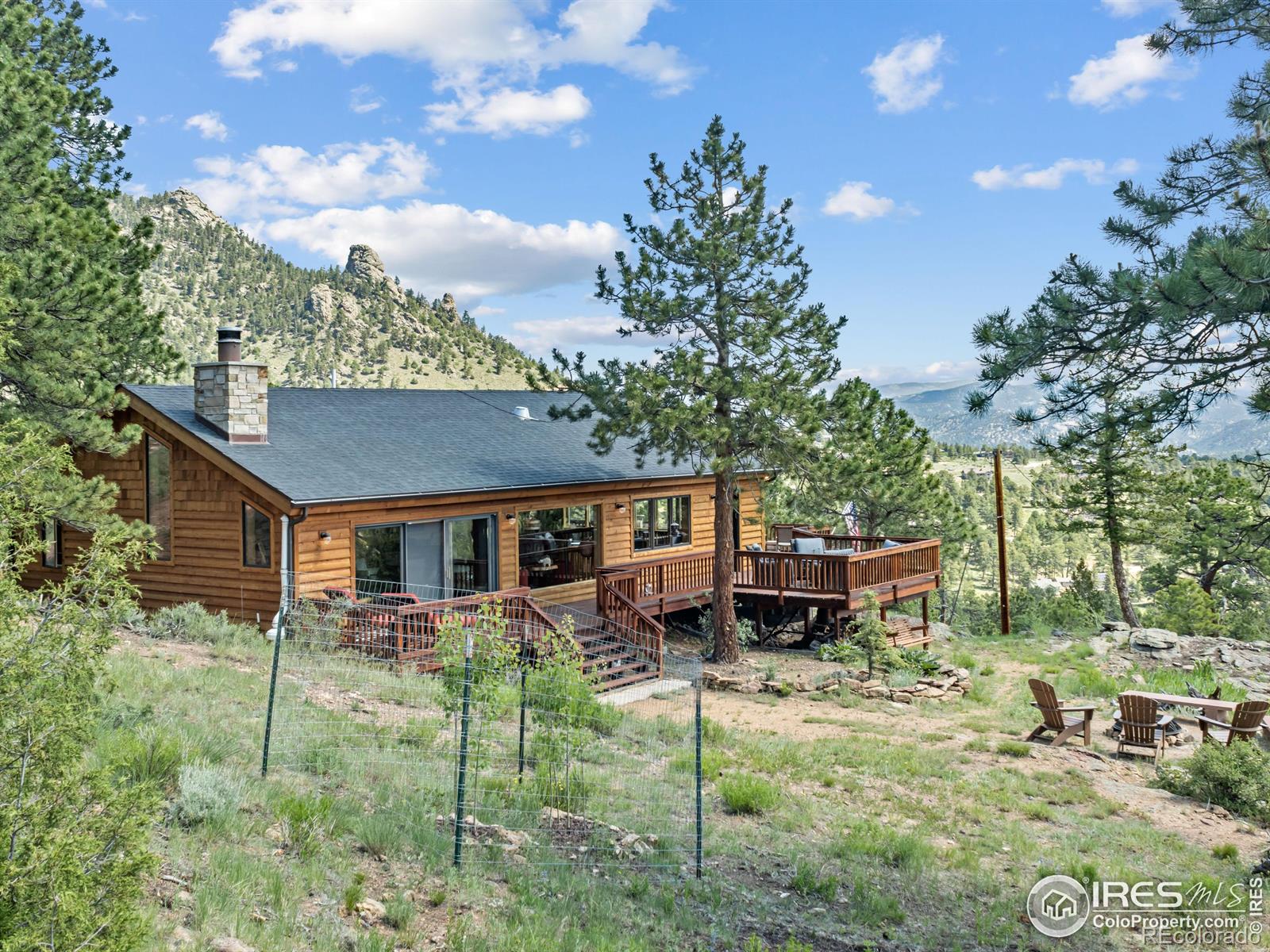 402 Bluebird Lane