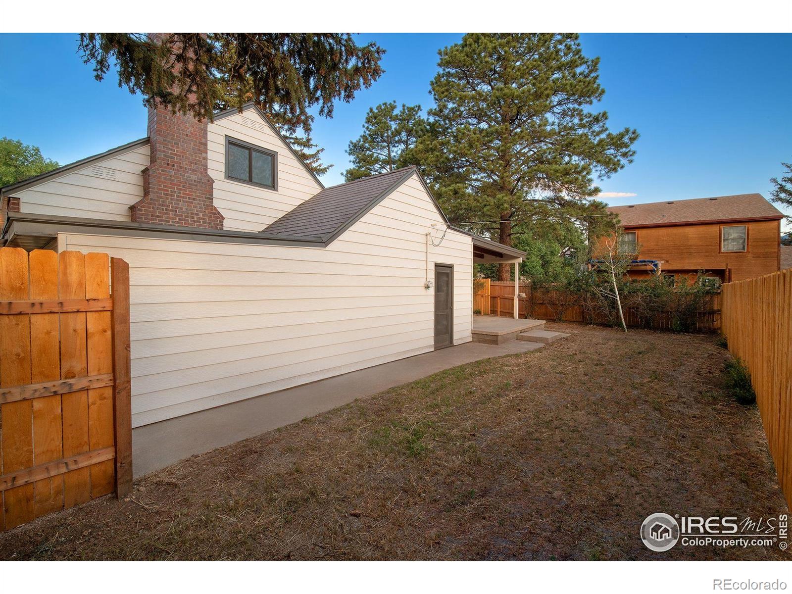 219 3rd Street