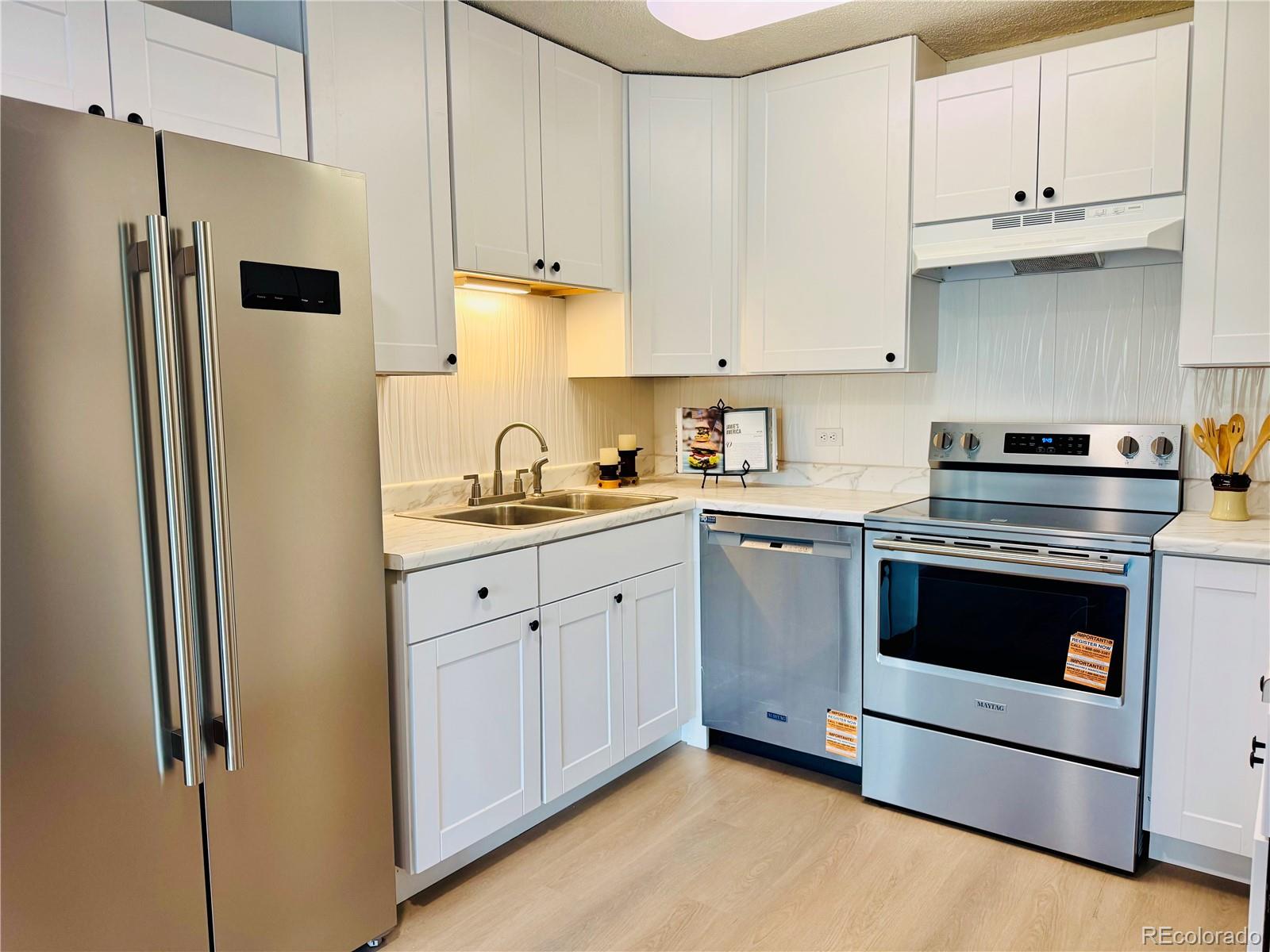 755 S Alton Way 12C, Denver, CO, 80247 4 755 S Alton Way 12C