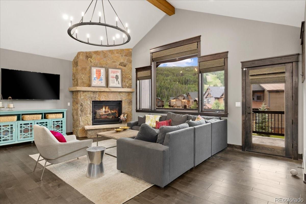 78 Erickson Loop