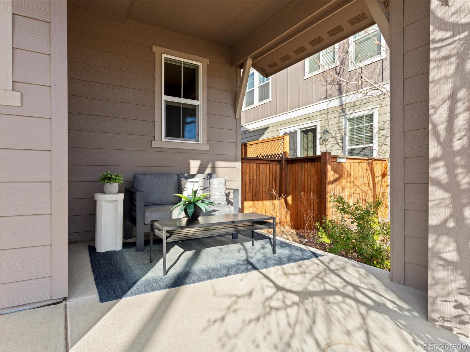 9215 E Prairie Meadow Drive