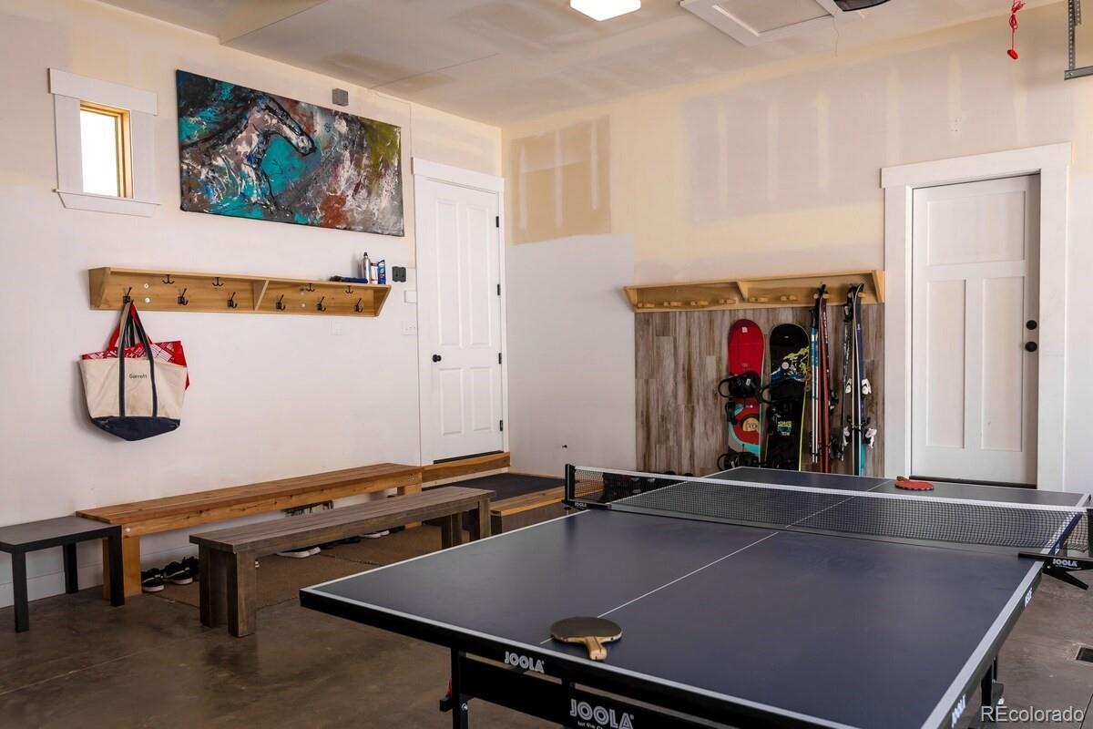 865 Stratus Court