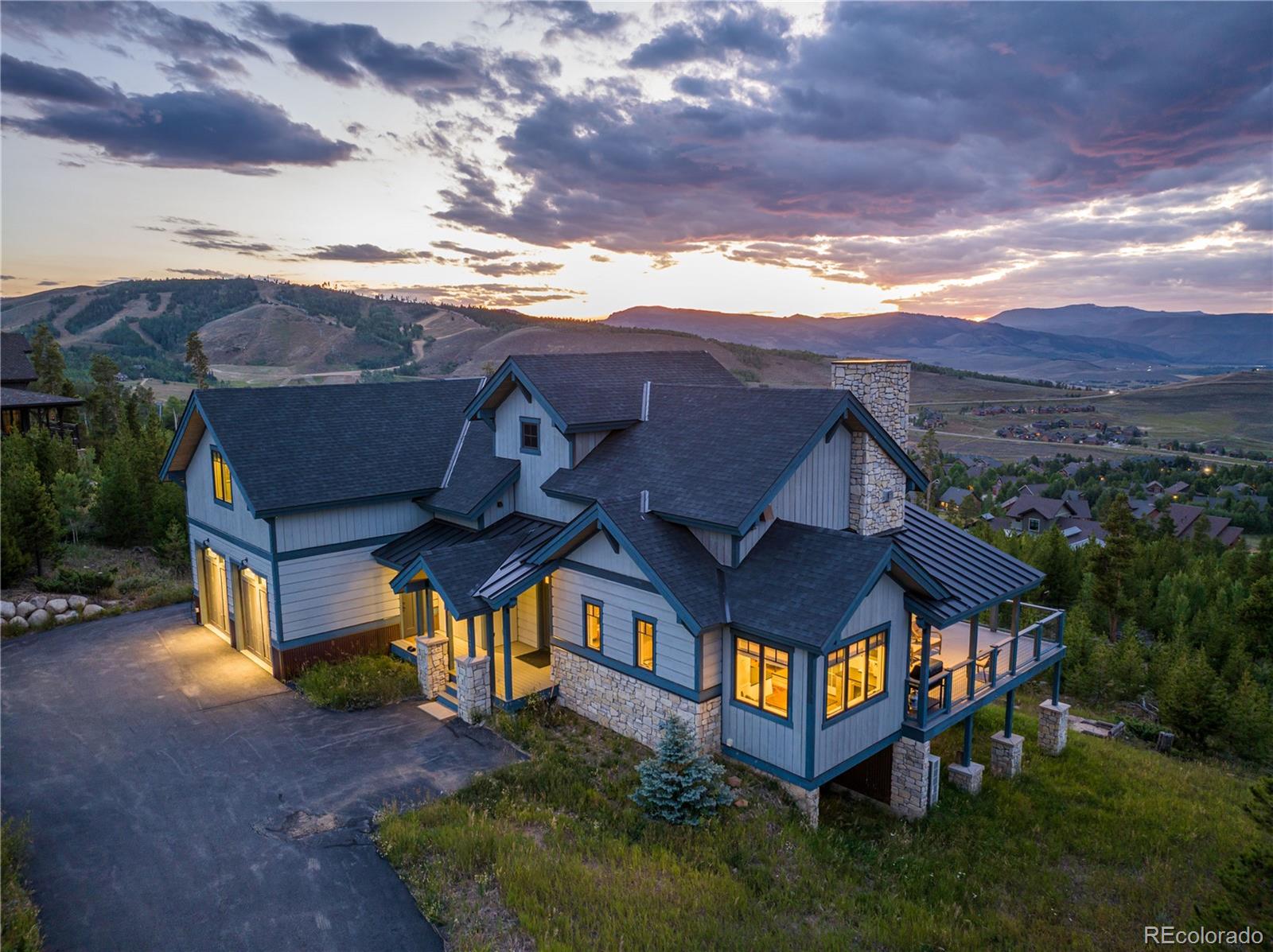 865 Stratus Court
