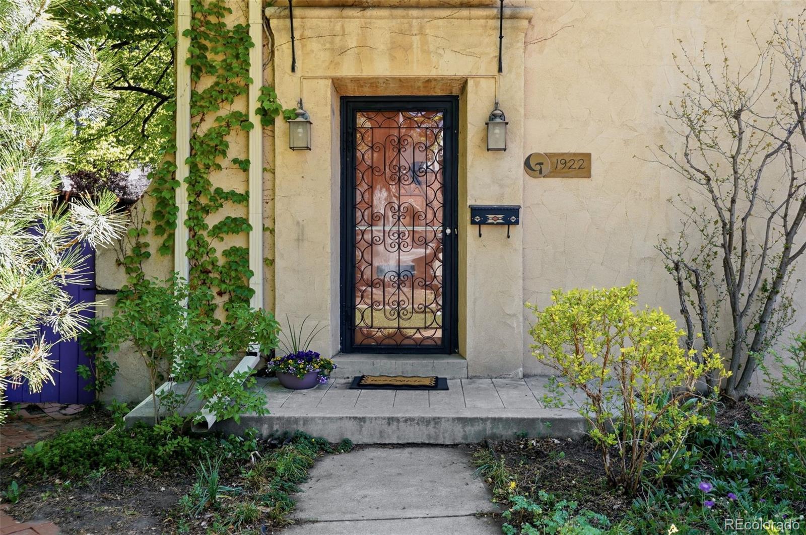 1922 Locust Street