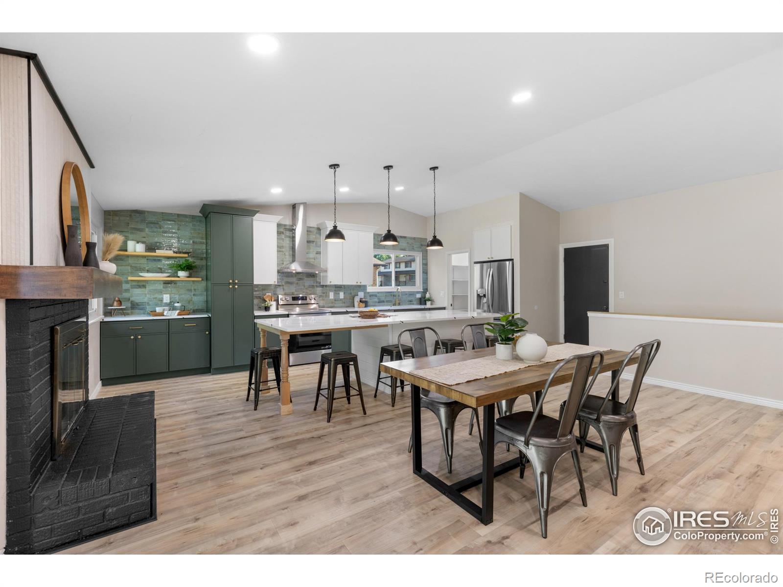 8195 Field Court
