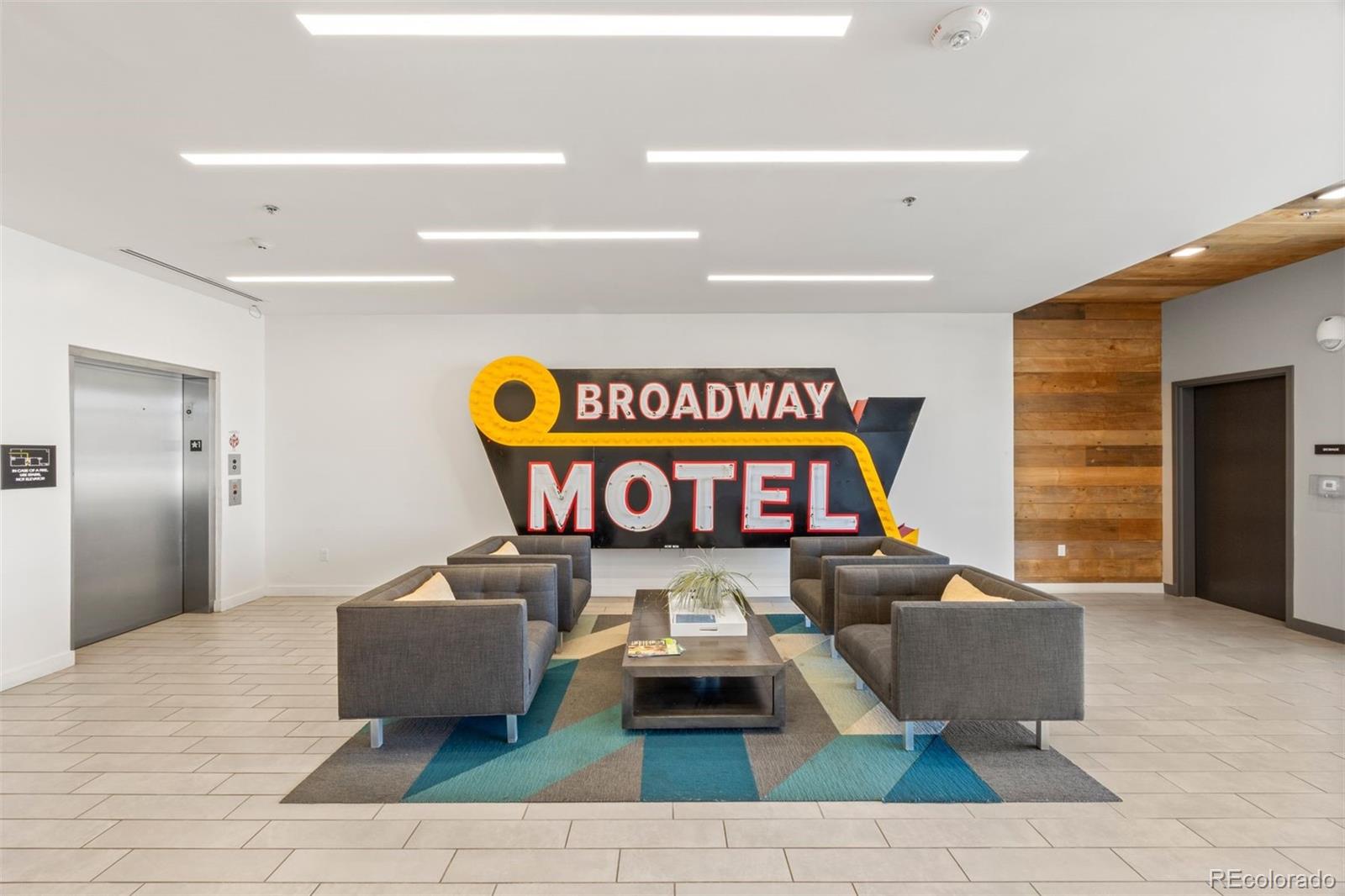 1616 S Broadway 206