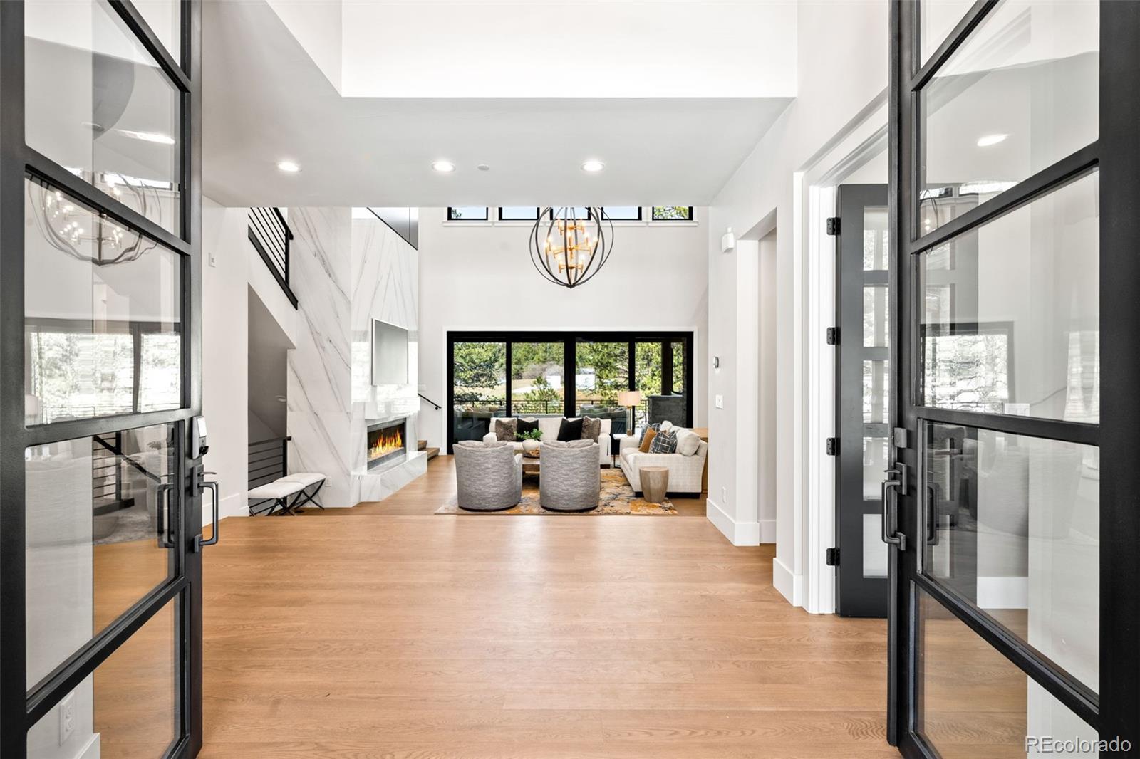 1151 Country Club Parkway