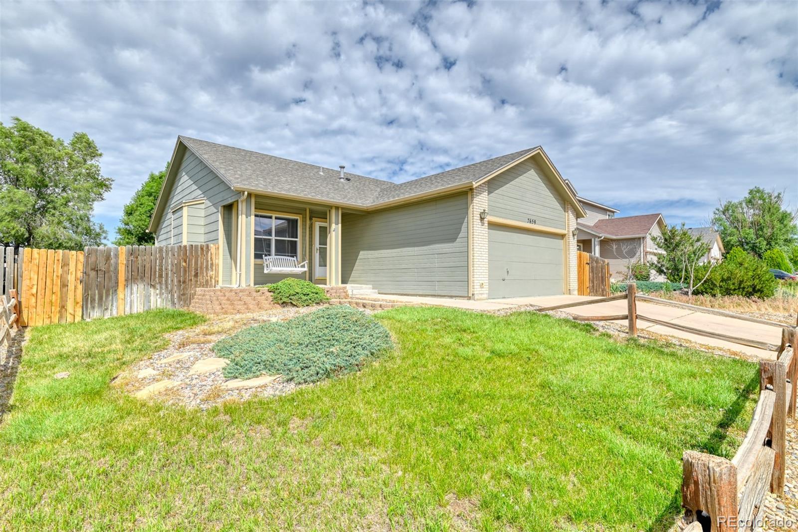 7659 Middle Bay Way