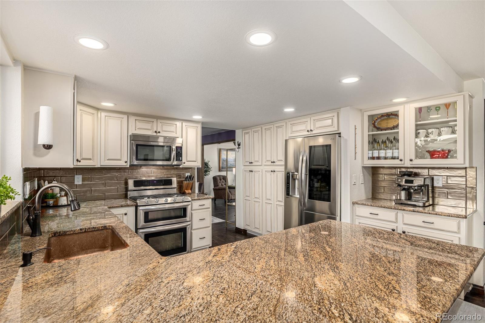 2004 S Parfet Drive