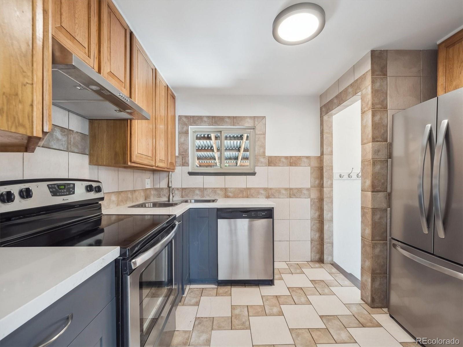 3050 S Delaware Street, Englewood, CO, 80110 3 3050 S Delaware Street