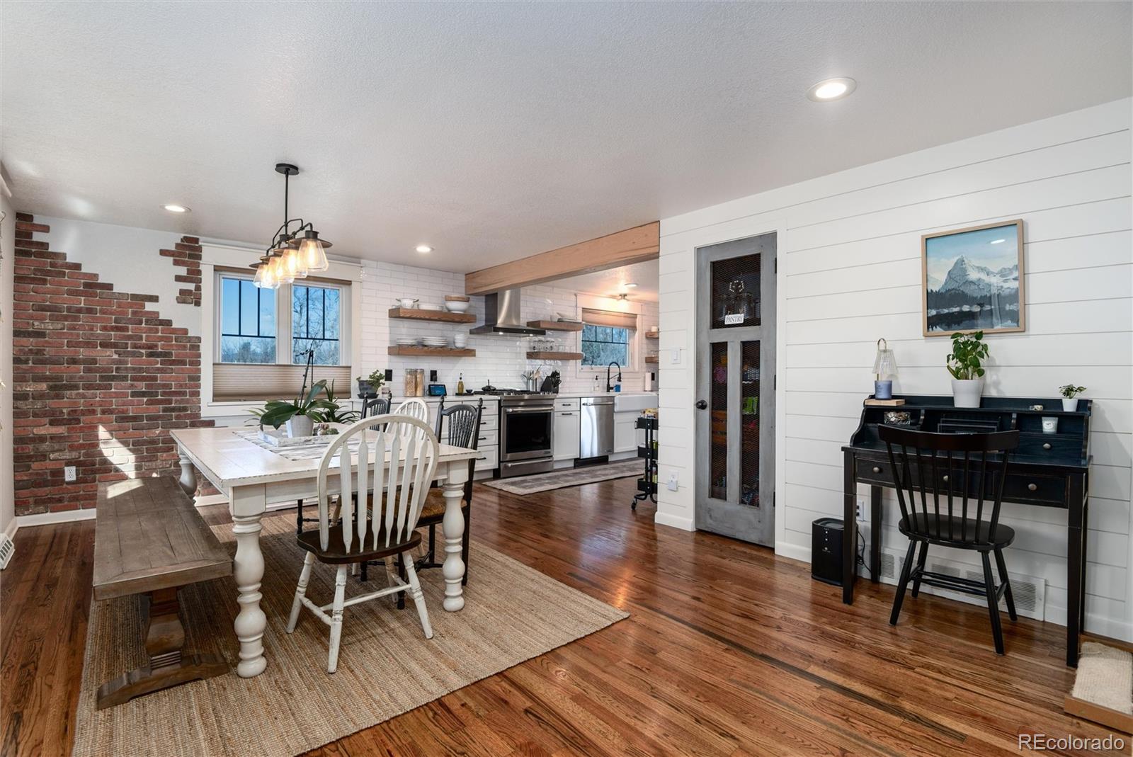6361 S Spotswood Circle, Littleton, CO, 80120 4 6361 S Spotswood Circle