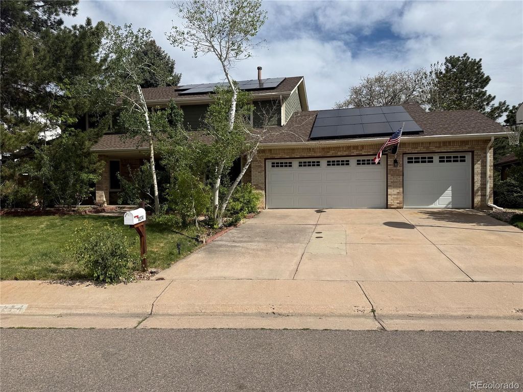 Photo of 8274 S Saint Paul Way, Centennial, CO 80122 (MLS # 9966933)