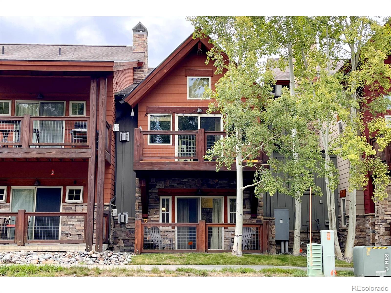 801 Lakepoint Drive B11