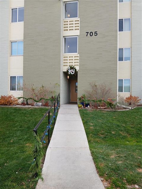 Photo of 705 S Alton Way #5C, Denver, CO 80247 (MLS # 7783883)