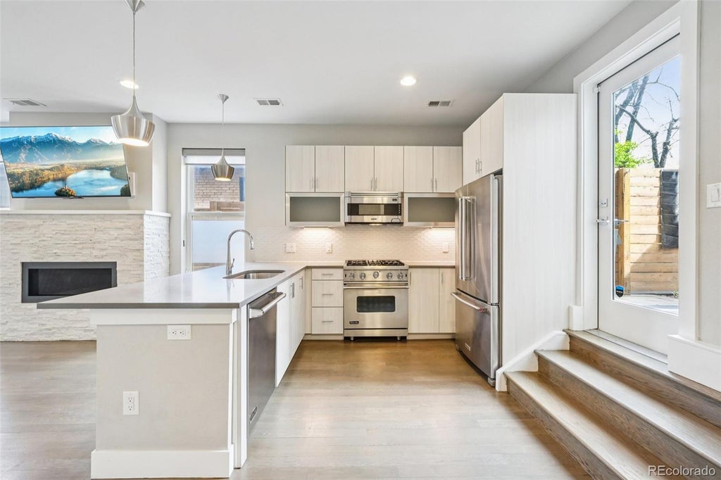 Photo of 558 Madison Street, Denver, CO 80206 (MLS # 7225354)