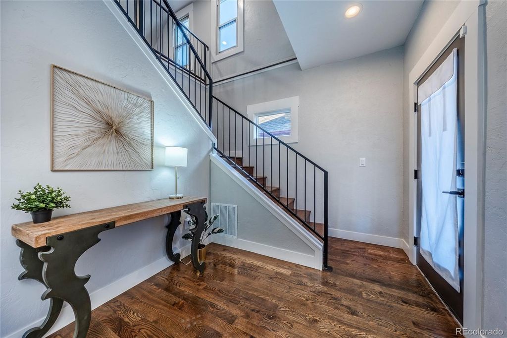 Photo of 1367 Monroe Street, Denver, CO 80206 (MLS # 3557098)