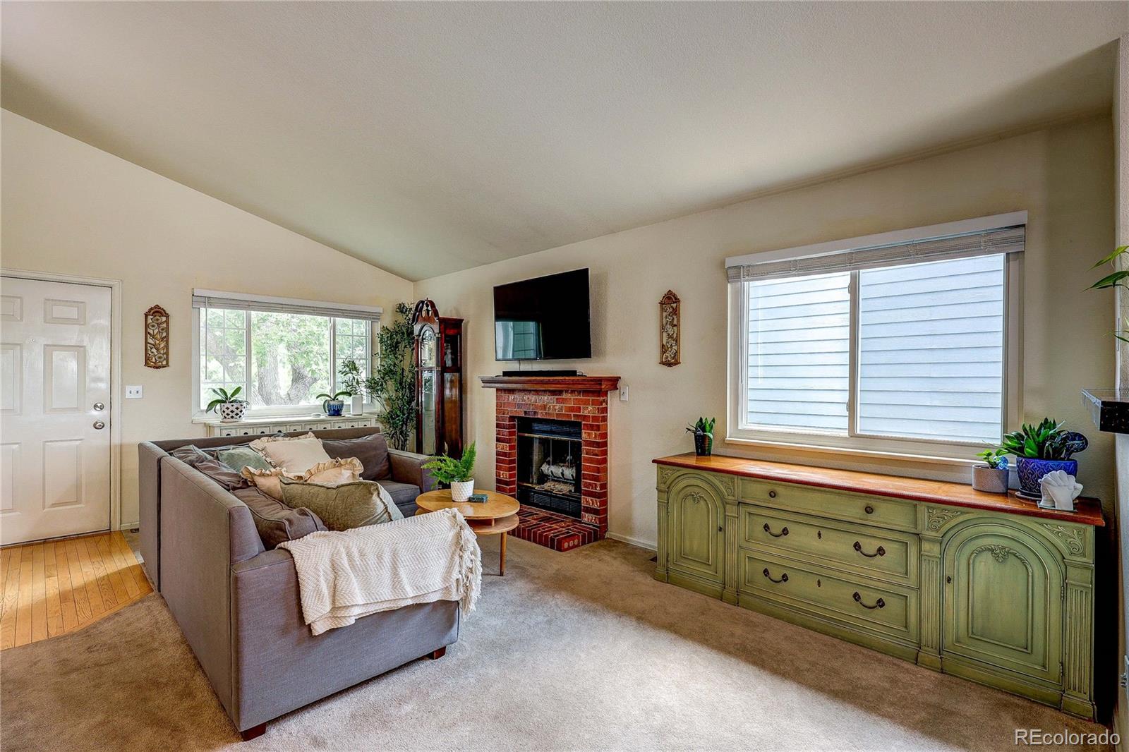9471 Burlington Lane