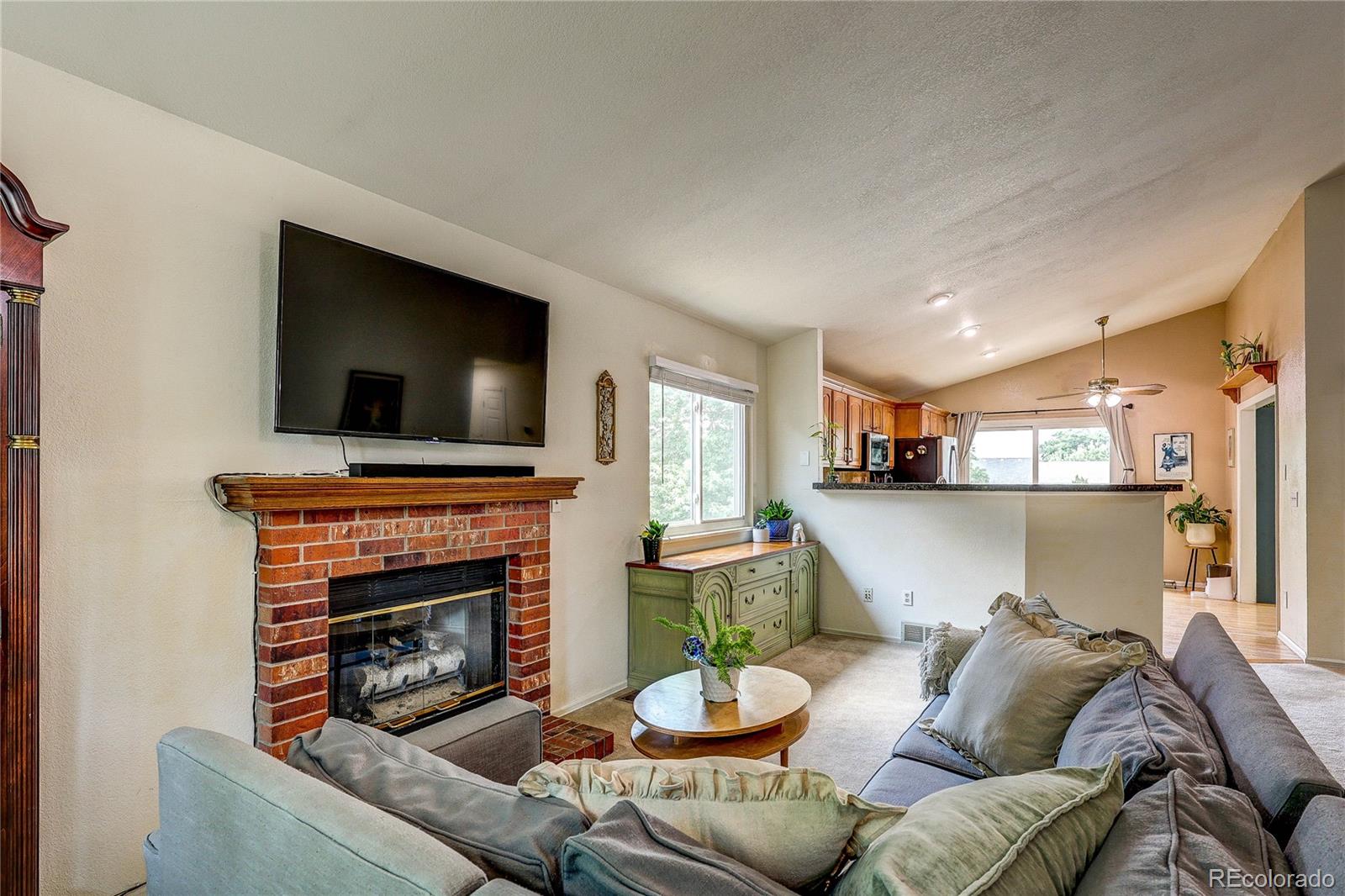 9471 Burlington Lane