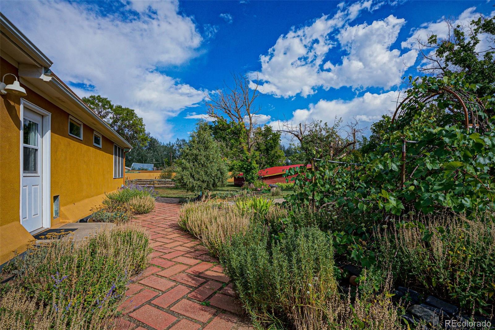 202 E Virginia Street, La Veta, CO, 81055 2 202 E Virginia Street