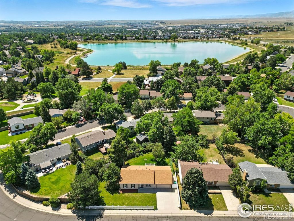 Photo of 946 W Willow Street, Louisville, CO 80027 (MLS # IR1040162)
