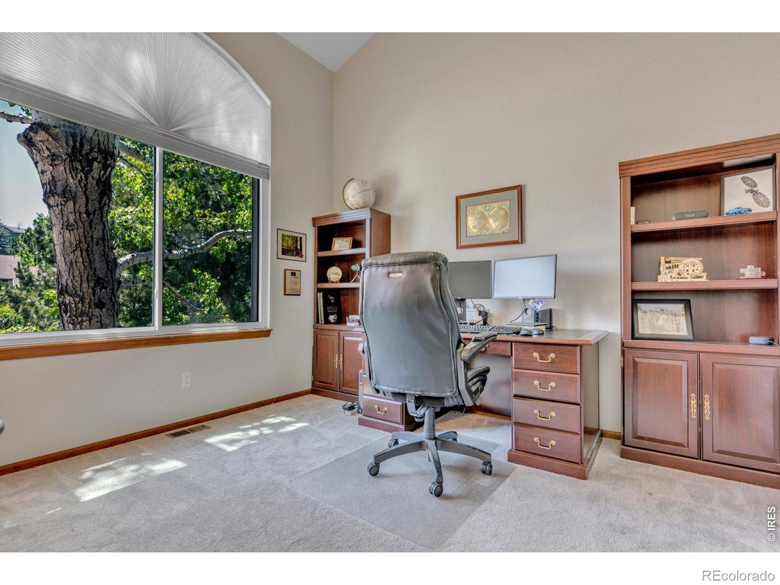 1598 Ridgeview Drive