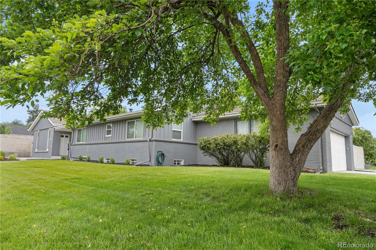 7155 E Exposition Avenue